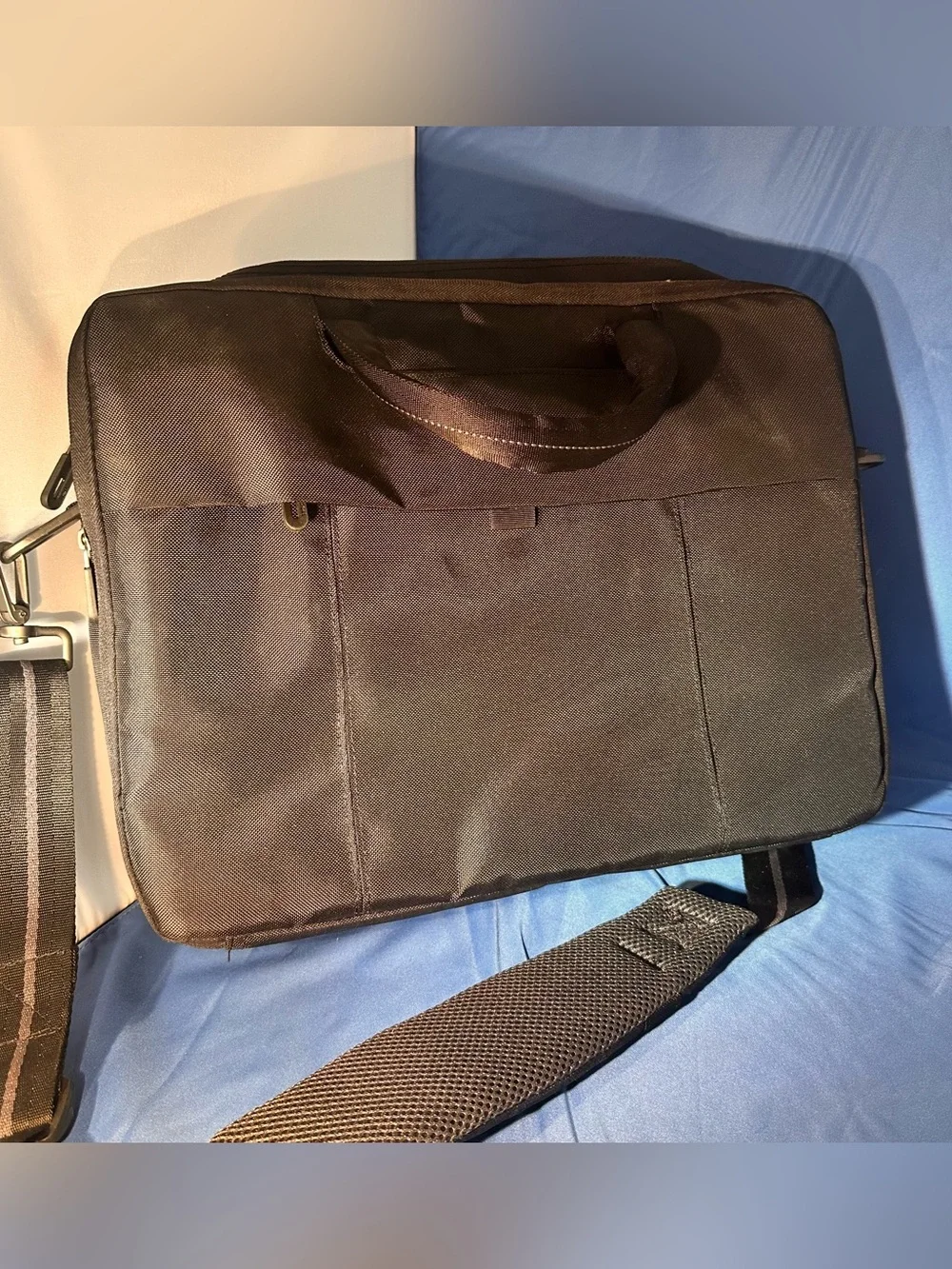 Dell Branded Large Laptop Briefcase Messenger Bag Black Padded 17.5